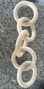 5-Link Natural Hand Carved Decorative Wood Chain Sculpture